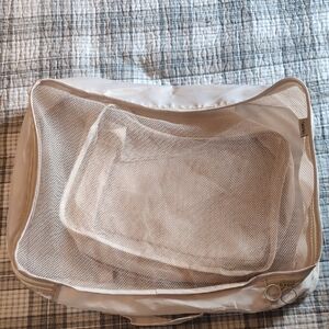 Beige Travel Organizer Set/Packing Cubes